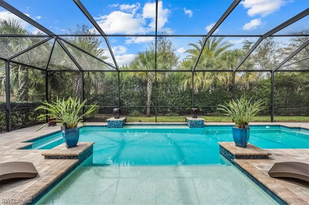 16273 Camden Lakes Circle Naples FL 34110