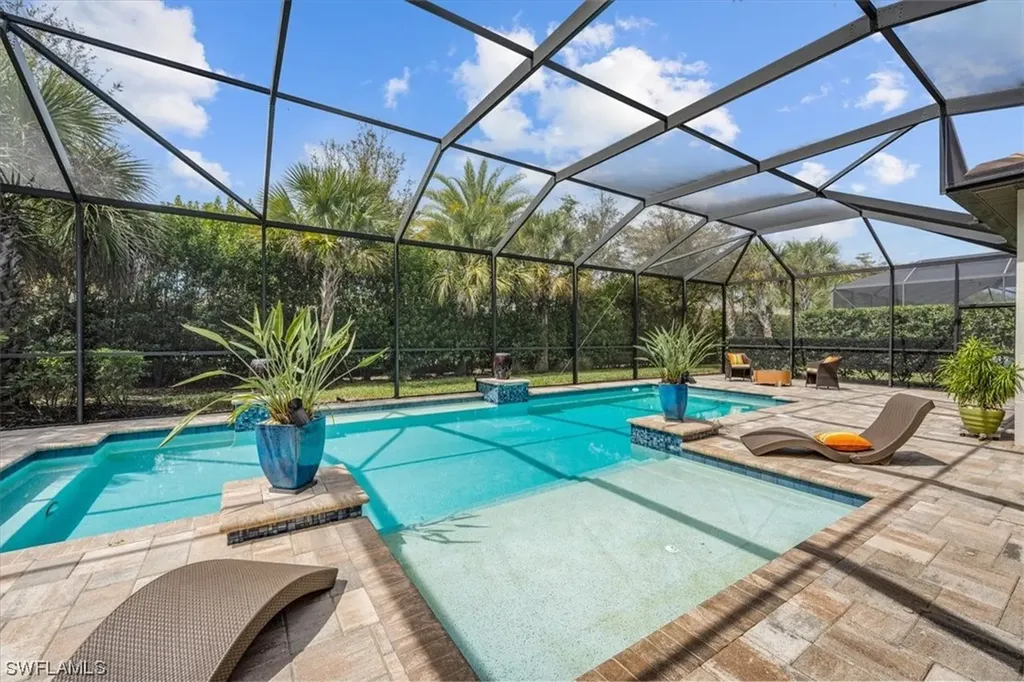 16273 Camden Lakes Circle Naples FL 34110
