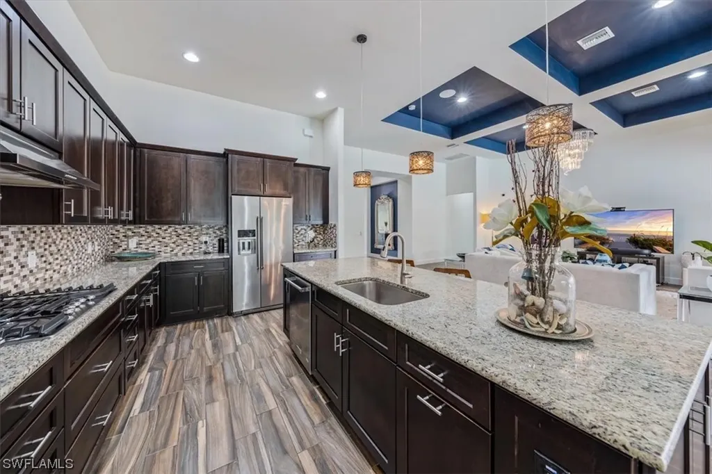 16273 Camden Lakes Circle Naples FL 34110