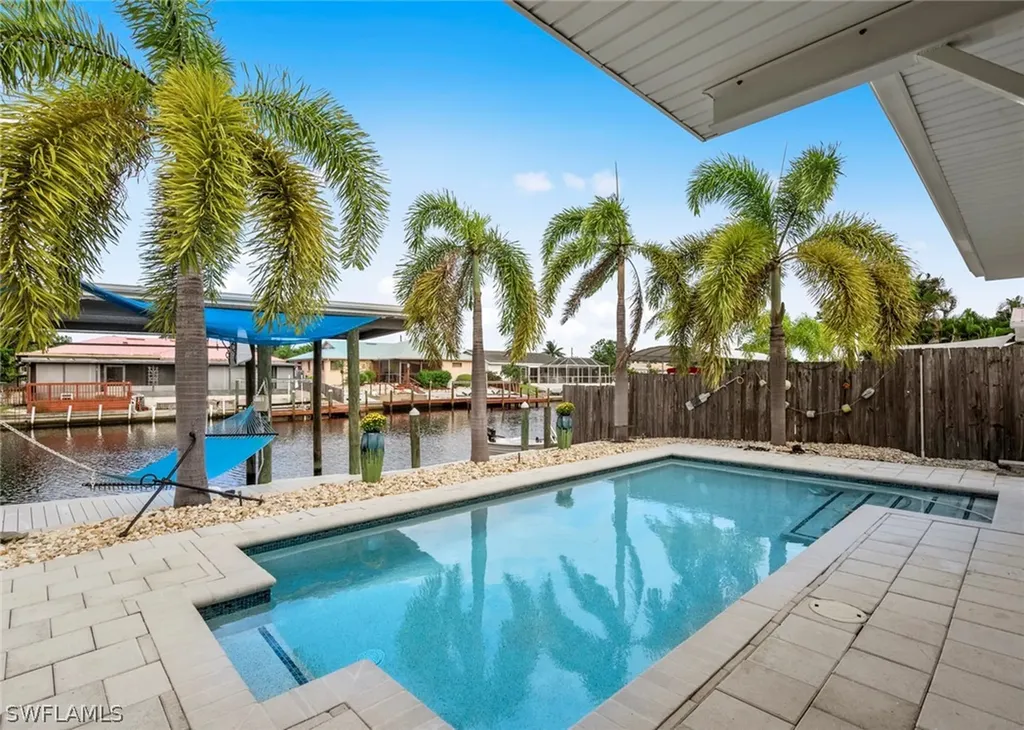 12151 Boat Shell Drive Matlacha Isles FL 33991