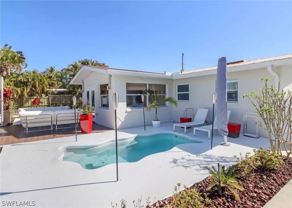 12179 Boat Shell Drive Matlacha Isles FL 33991