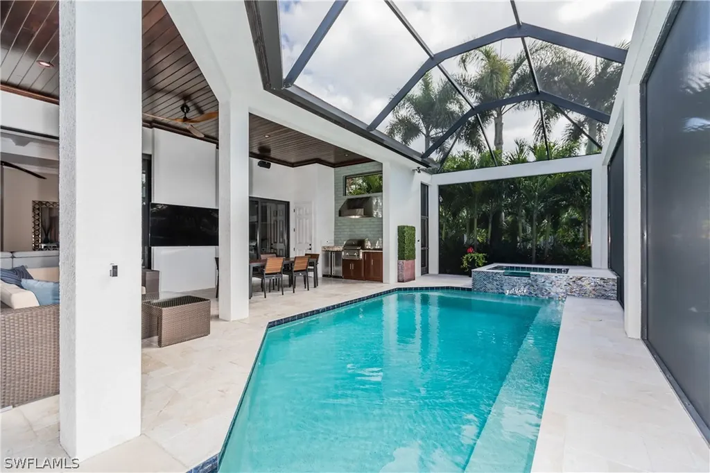 845 Magnolia Court Marco Island FL 34145