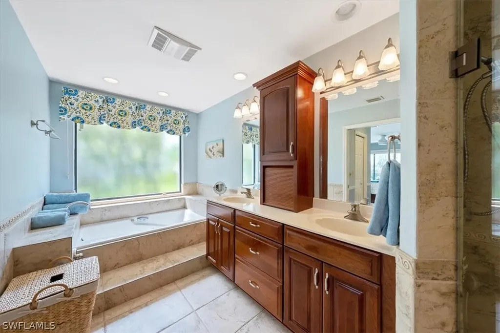 1123 Foxfire Lane Naples FL 34104