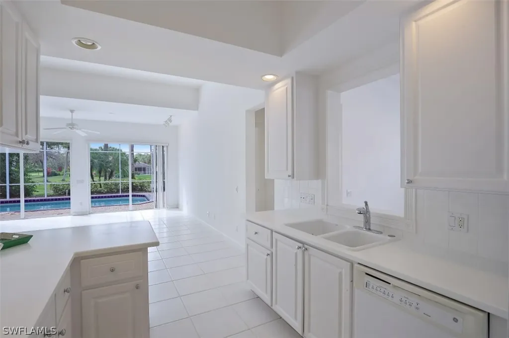 3403 Anguilla Way Naples FL 34119