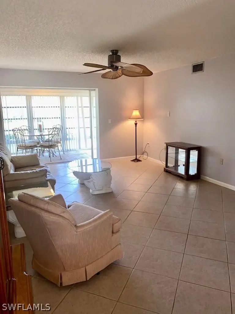 Naples FL, 315 Saint Andrews Boulevard, Unit C4