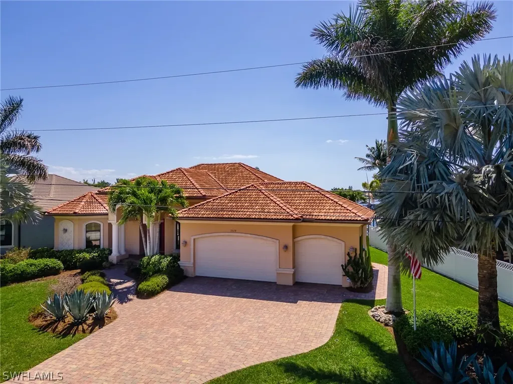 2528 SW 39th Terrace Cape Coral FL 33914