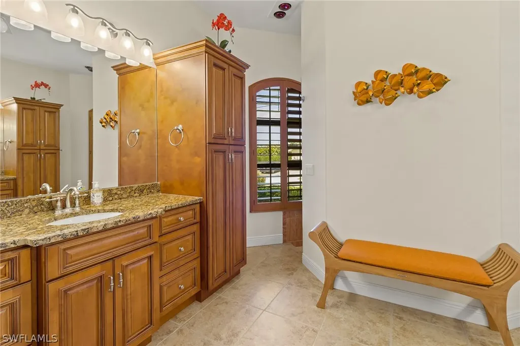 2528 SW 39th Terrace Cape Coral FL 33914