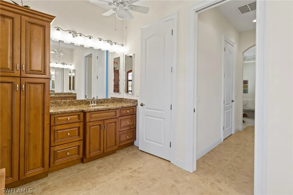 2528 SW 39th Terrace Cape Coral FL 33914
