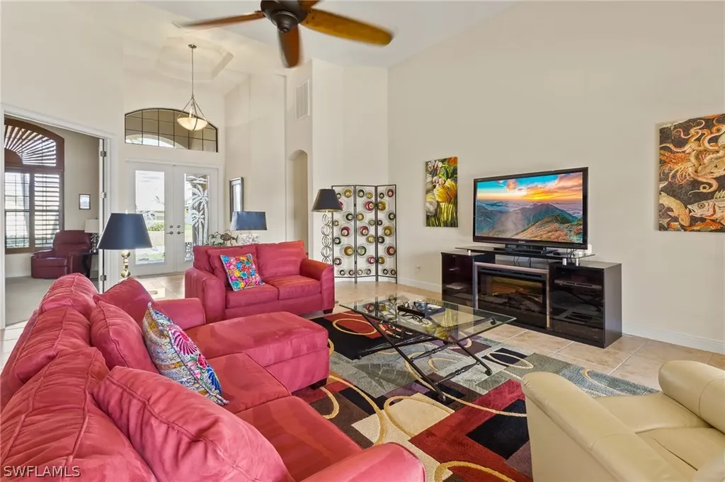 2528 SW 39th Terrace Cape Coral FL 33914