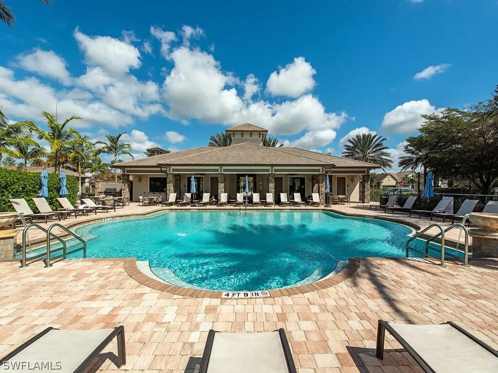 16365 Camden Lakes Circle Naples FL 34110