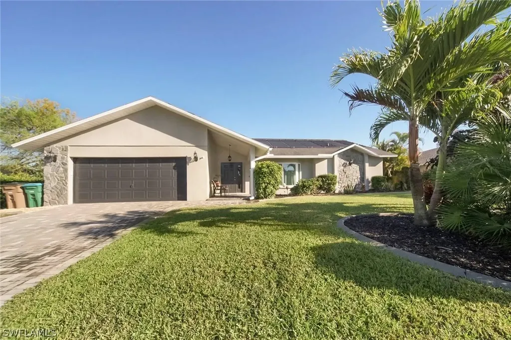 2131 SE 10th Terrace Cape Coral FL 33990