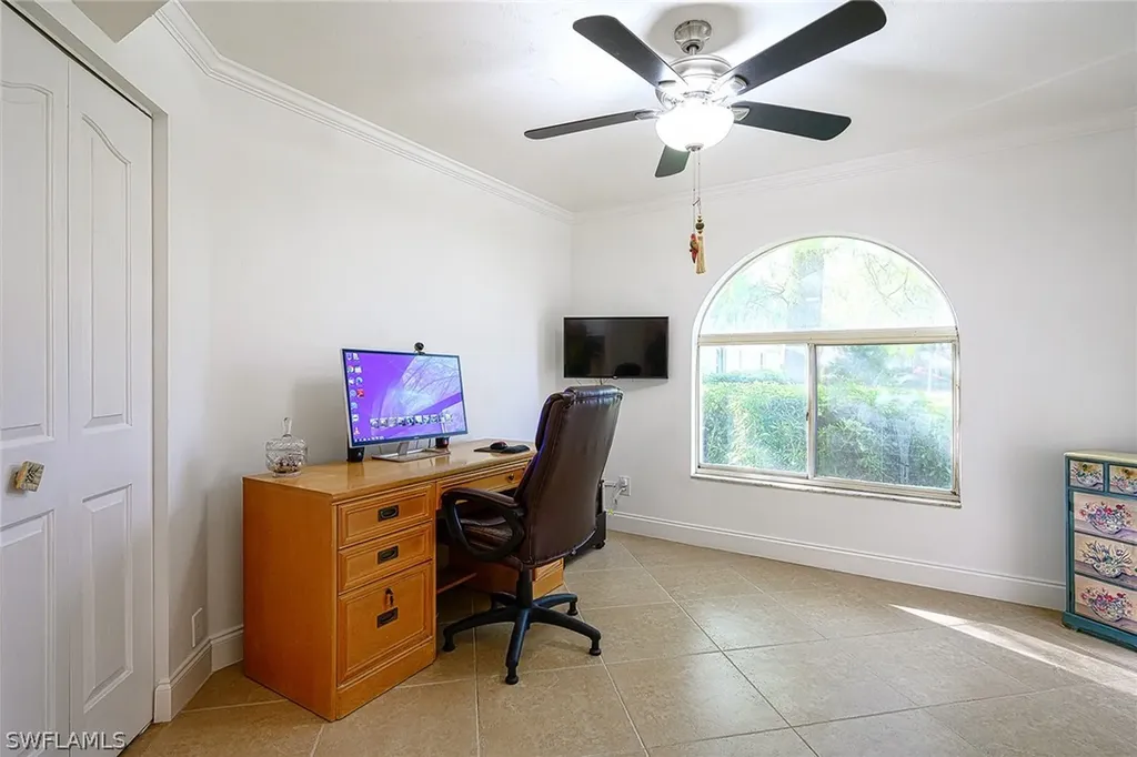 815 New Waterford Drive Naples FL 34104