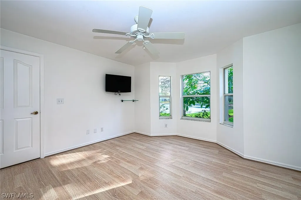 815 New Waterford Drive Naples FL 34104