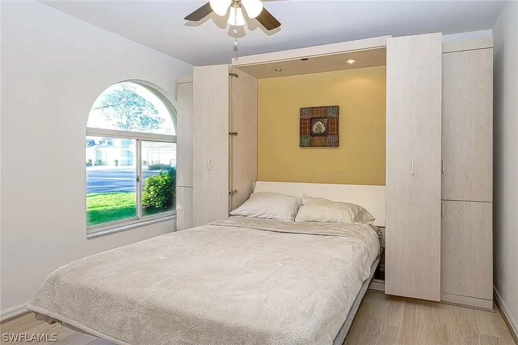 815 New Waterford Drive Naples FL 34104