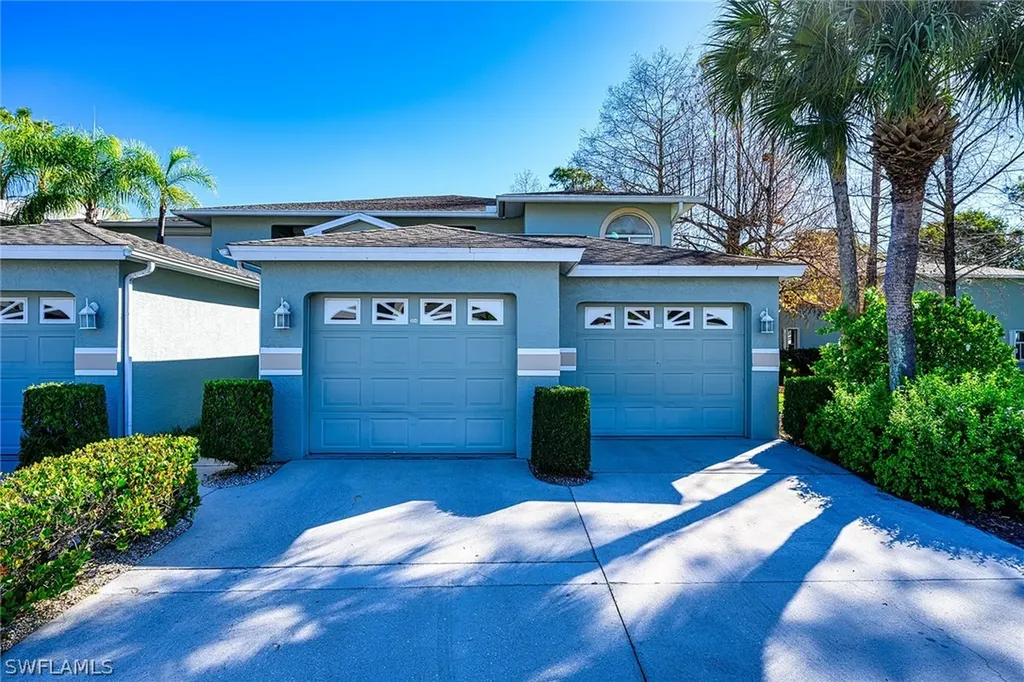 815 New Waterford Drive Naples FL 34104