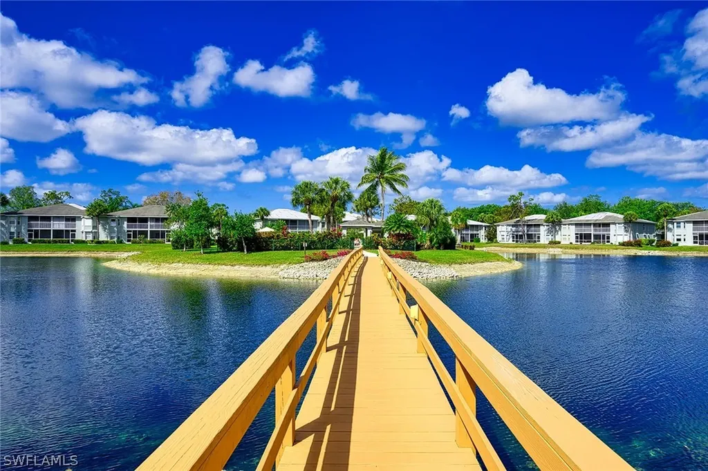 815 New Waterford Drive Naples FL 34104