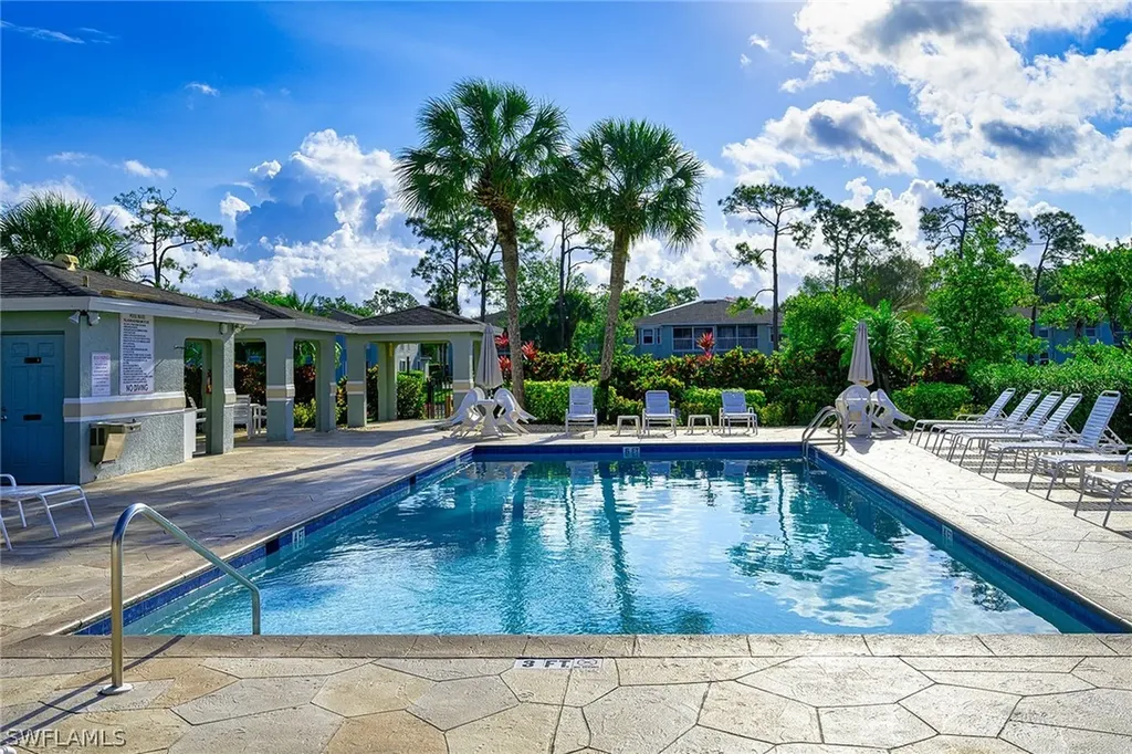 815 New Waterford Drive Naples FL 34104