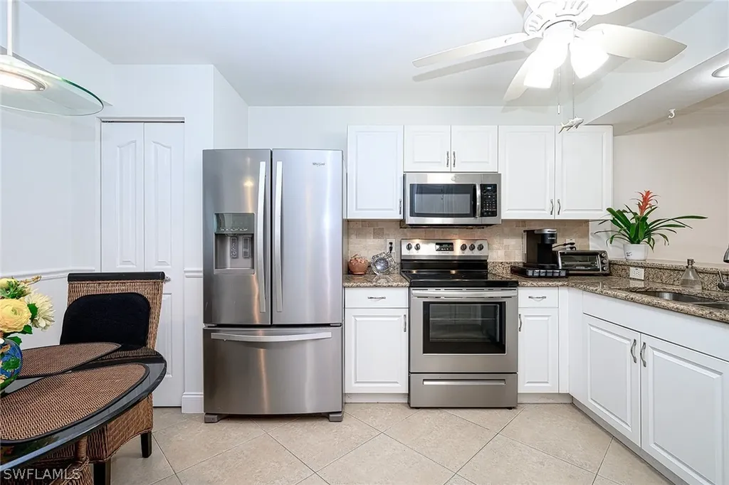 815 New Waterford Drive Naples FL 34104