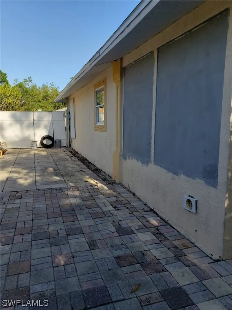 12119 Americus Lane Naples FL 34113