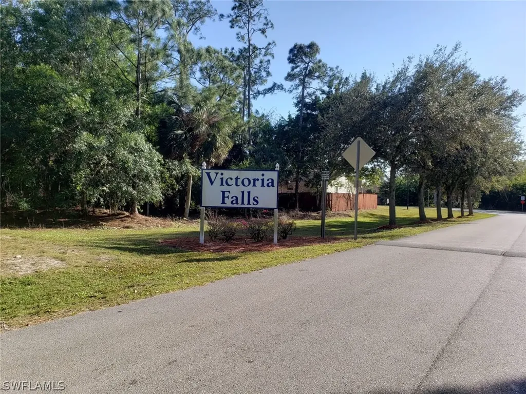 12119 Americus Lane Naples FL 34113