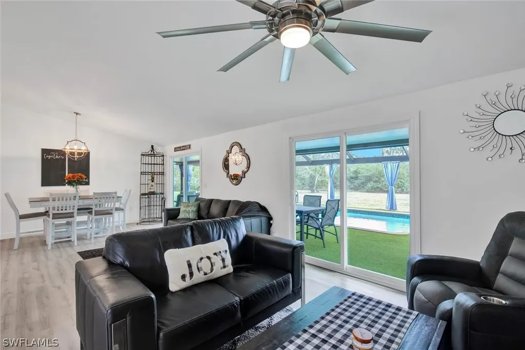 280 9th Street SW Naples FL 34117
