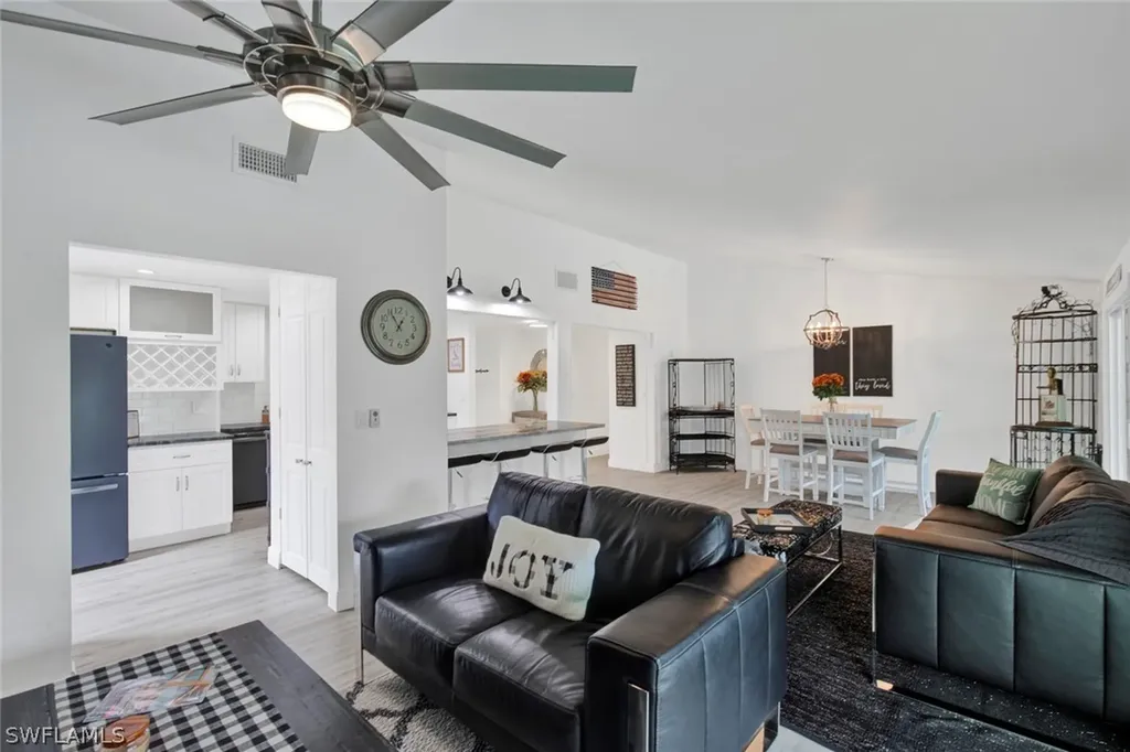 280 9th Street SW Naples FL 34117