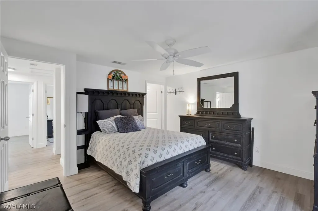 280 9th Street SW Naples FL 34117