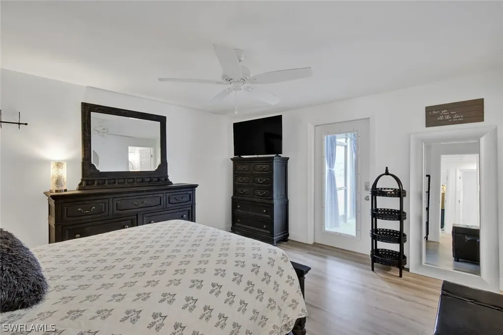280 9th Street SW Naples FL 34117