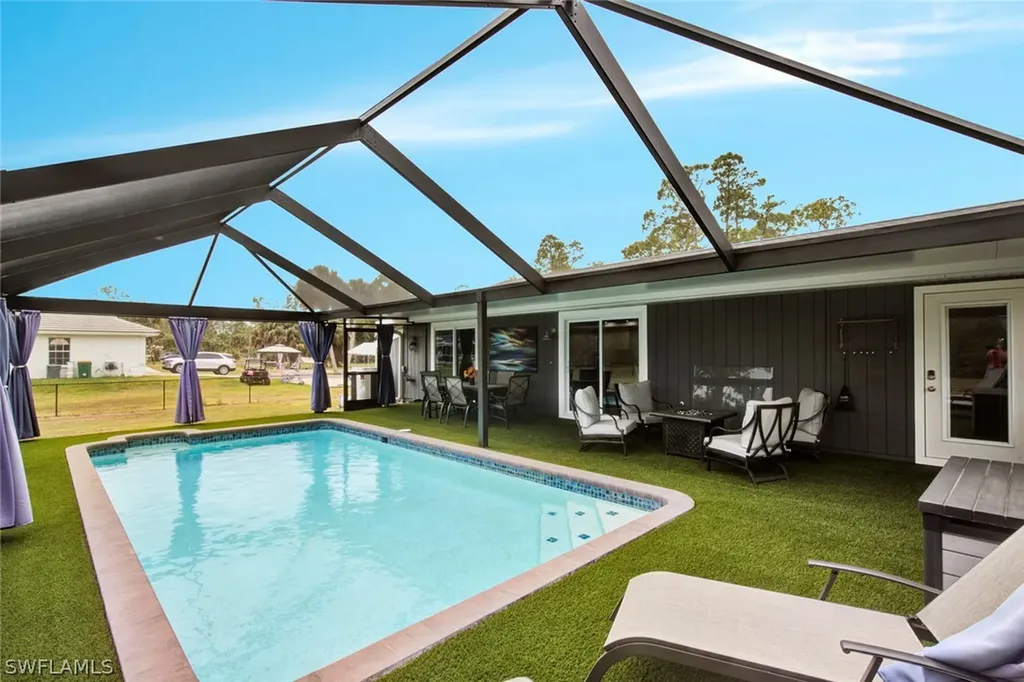 280 9th Street SW Naples FL 34117