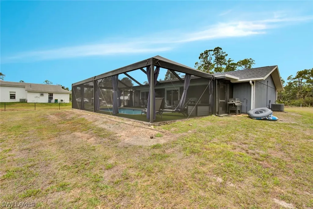 280 9th Street SW Naples FL 34117