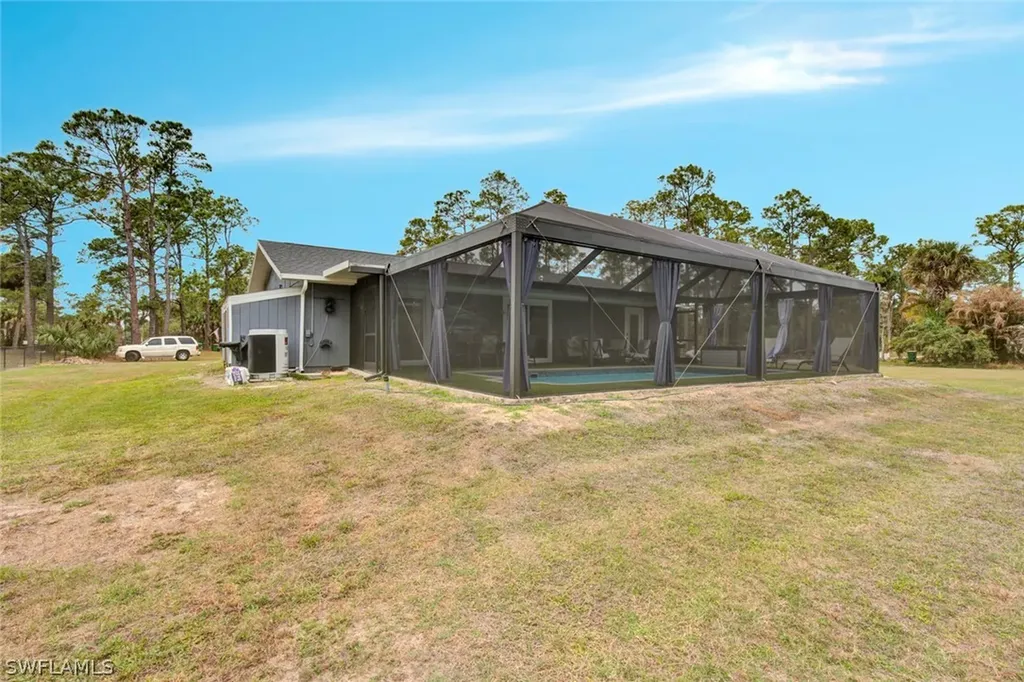 280 9th Street SW Naples FL 34117