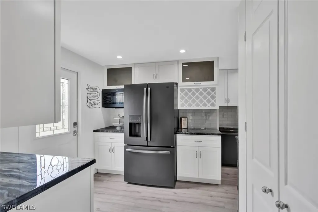 280 9th Street SW Naples FL 34117