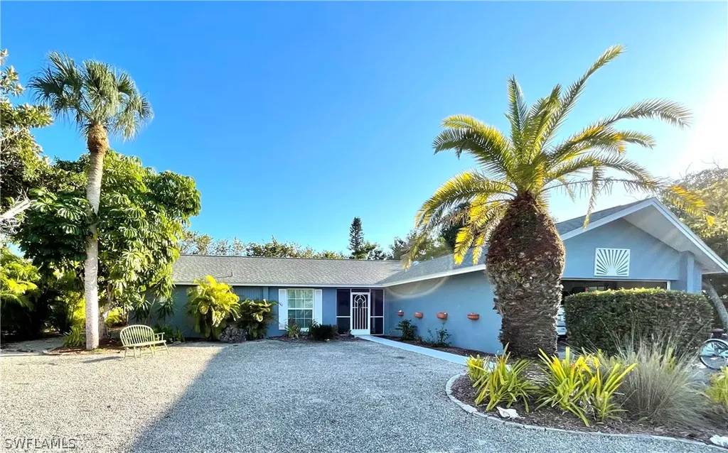 430 Lake Murex Circle Sanibel FL 33957