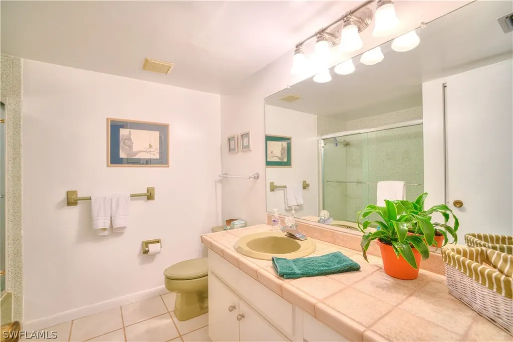 430 Lake Murex Circle Sanibel FL 33957