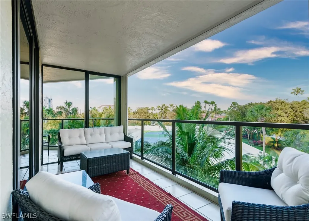 4901 Gulf Shore Boulevard N Naples FL 34103