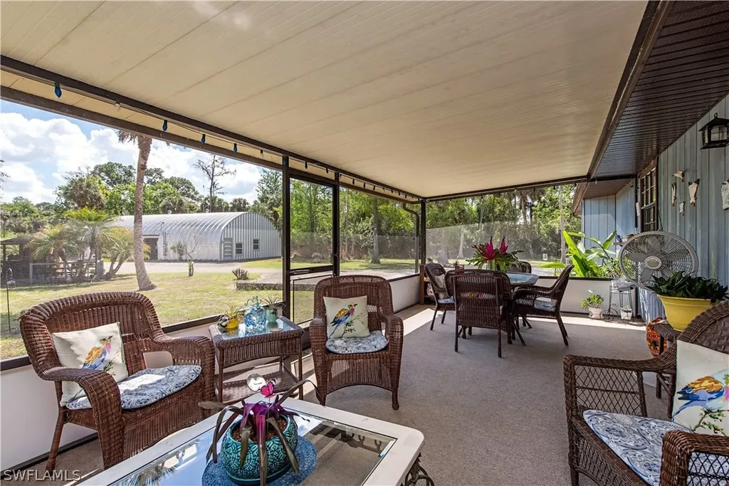 310 9th Street NW Naples FL 34120