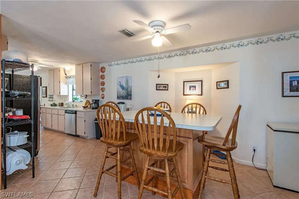 310 9th Street NW Naples FL 34120