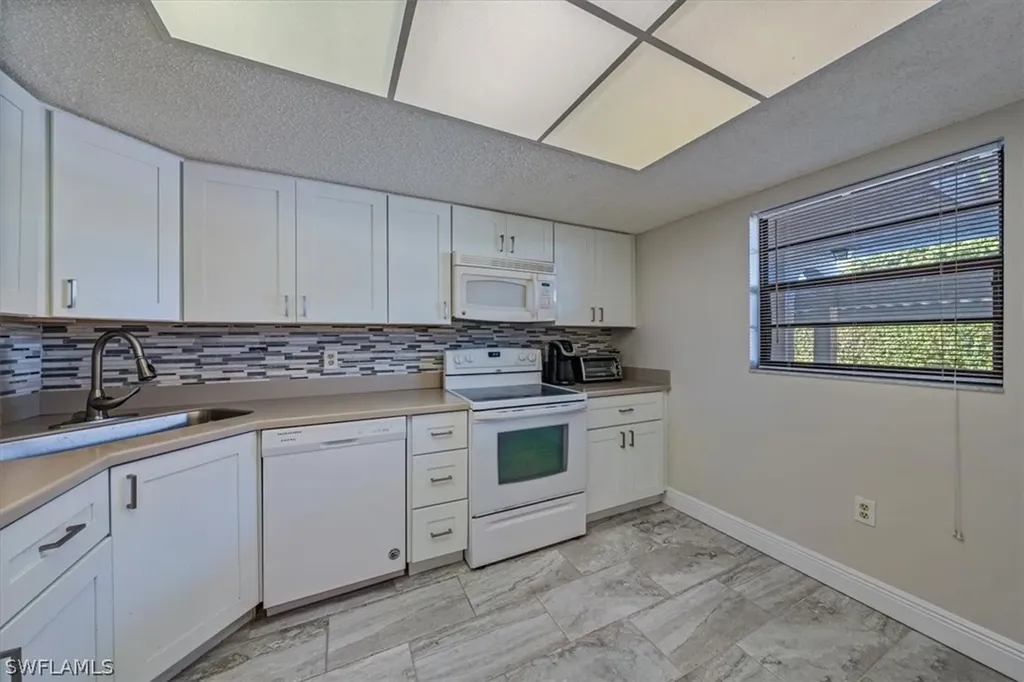 9395 Pennsylvania Avenue Bonita Springs FL 34135