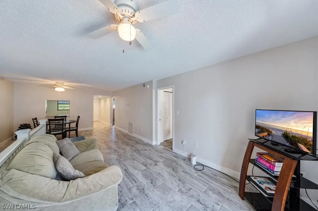 9395 Pennsylvania Avenue Bonita Springs FL 34135