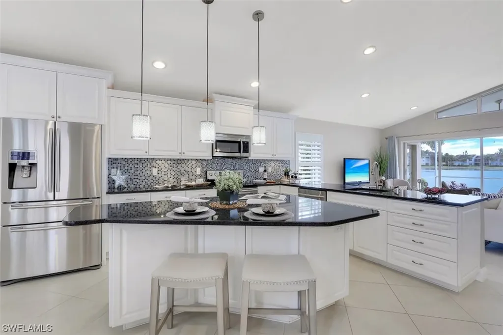 2810 Sailors Way Naples FL 34109