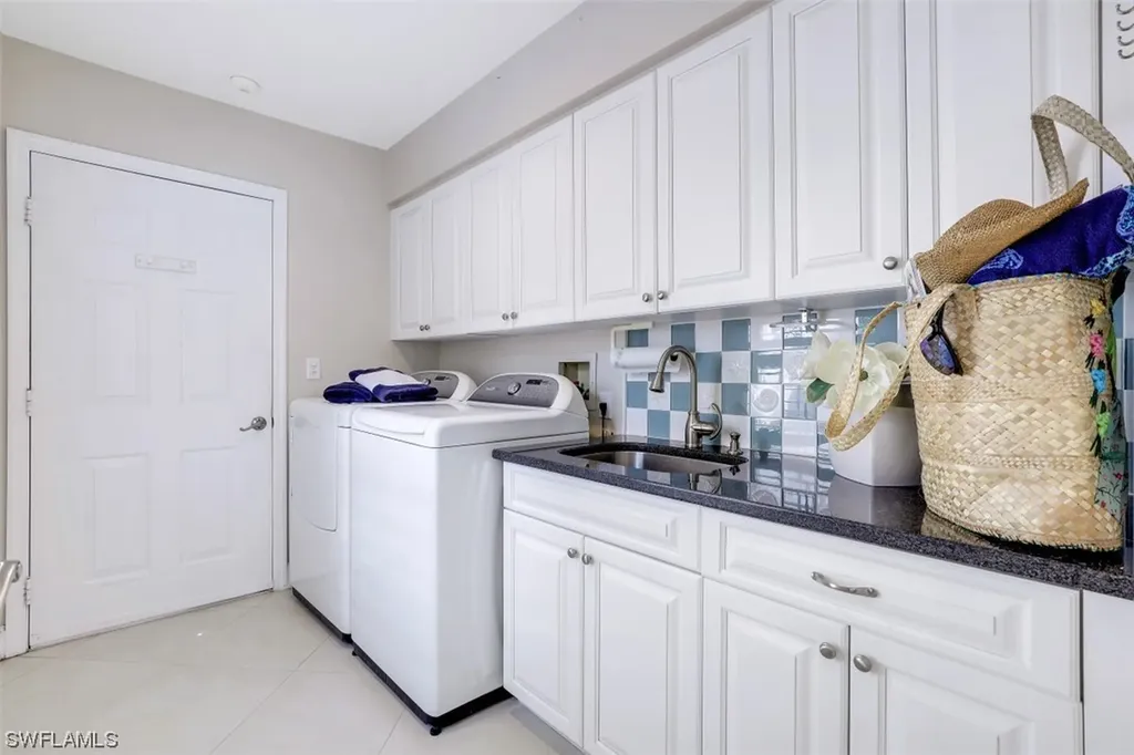 2810 Sailors Way Naples FL 34109
