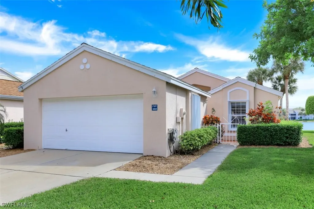 2810 Sailors Way Naples FL 34109