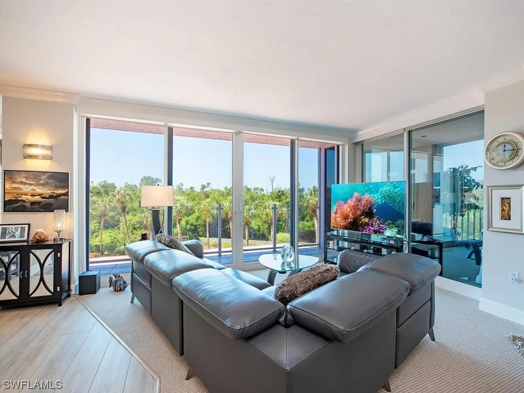 6101 Pelican Bay Boulevard Naples FL 34108