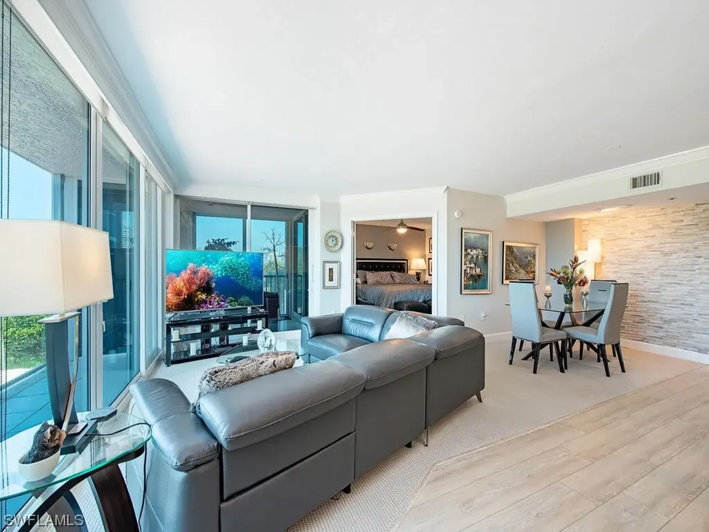 6101 Pelican Bay Boulevard Naples FL 34108