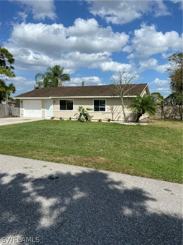 17493 Homewood Road Fort Myers FL 33967