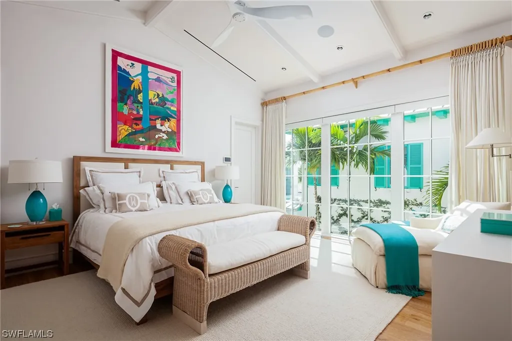 942 9th Avenue S Naples FL 34102