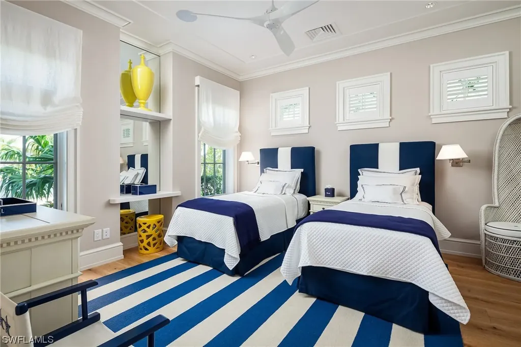 942 9th Avenue S Naples FL 34102