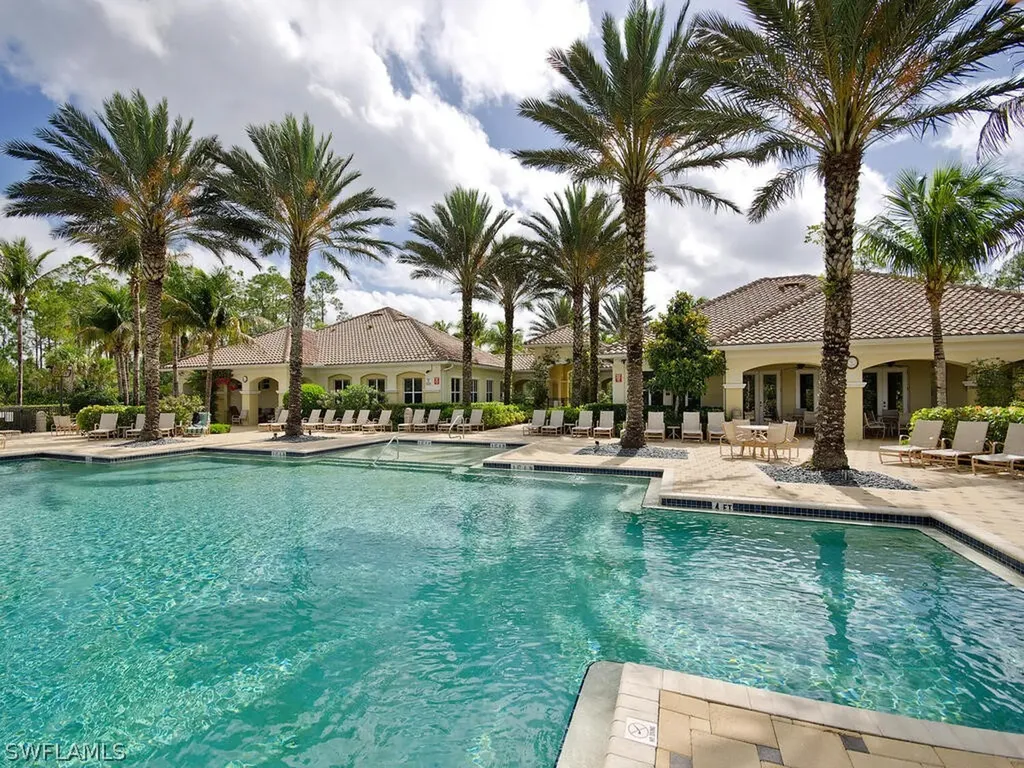1591 Cayman Court Naples FL 34119