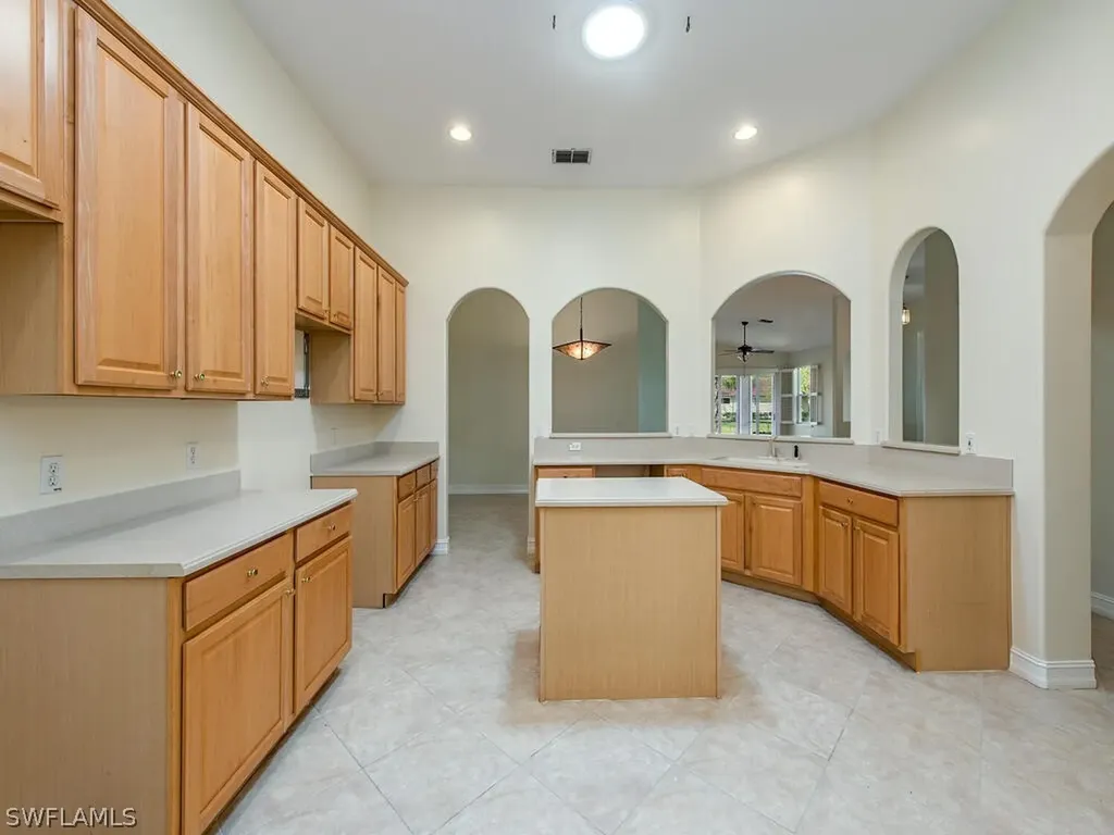 1591 Cayman Court Naples FL 34119