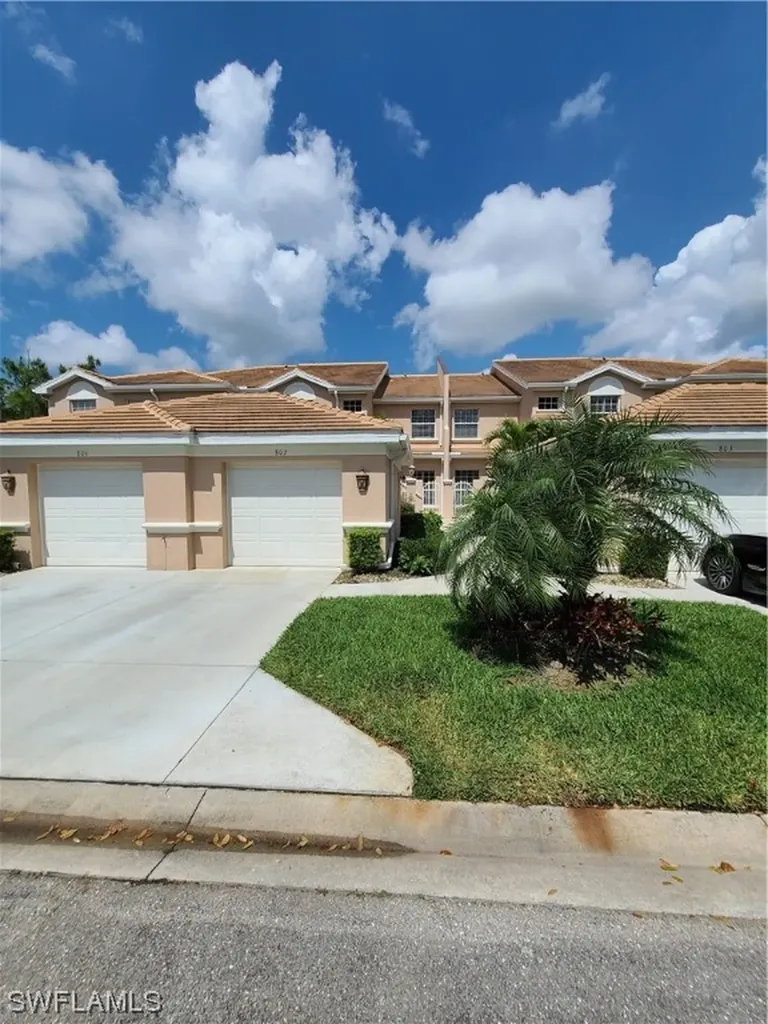 6290 Wilshire Pines Circle Naples FL 34109